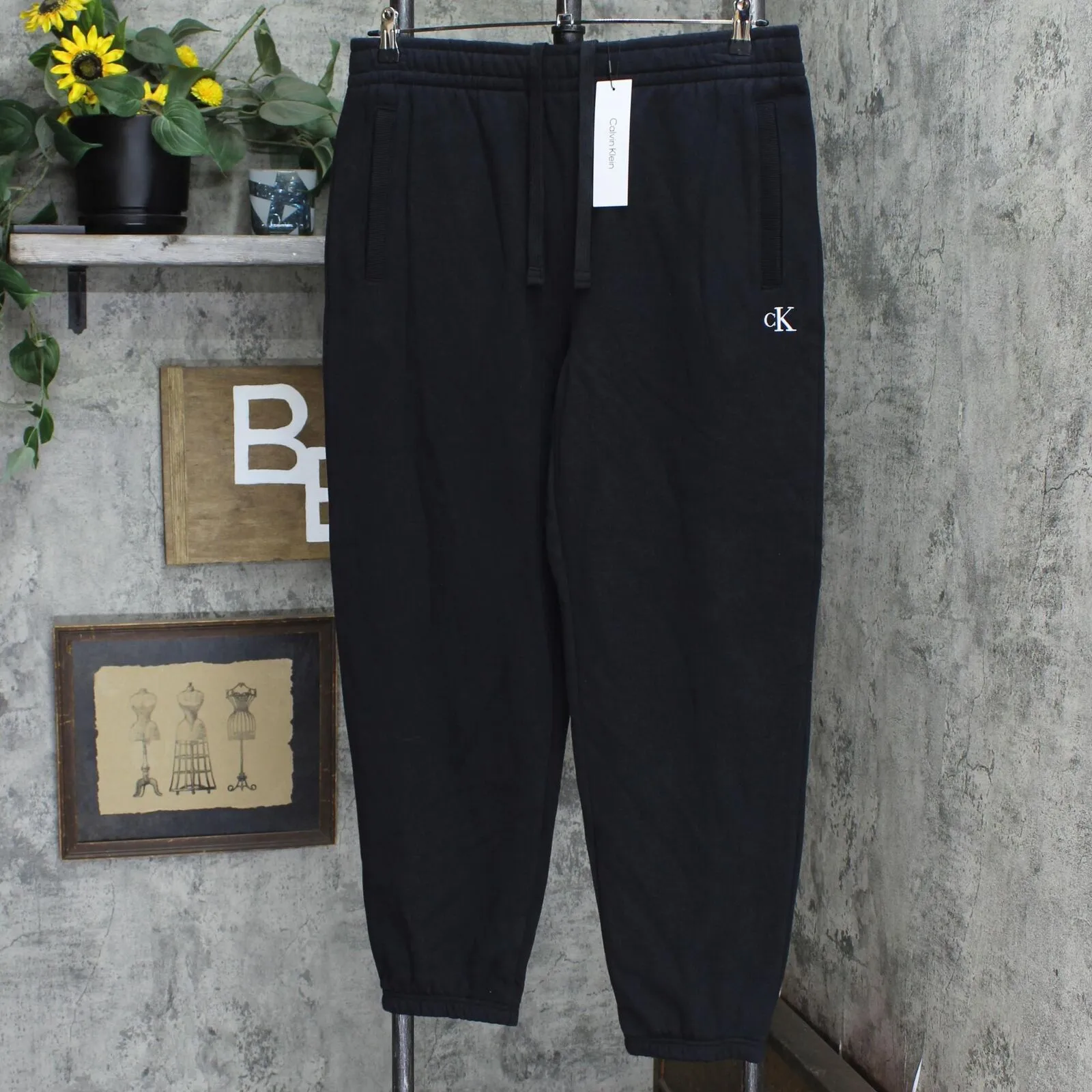 Calvin Klein Men's Archive Logo Fleece Sweatpants Joggers Black L