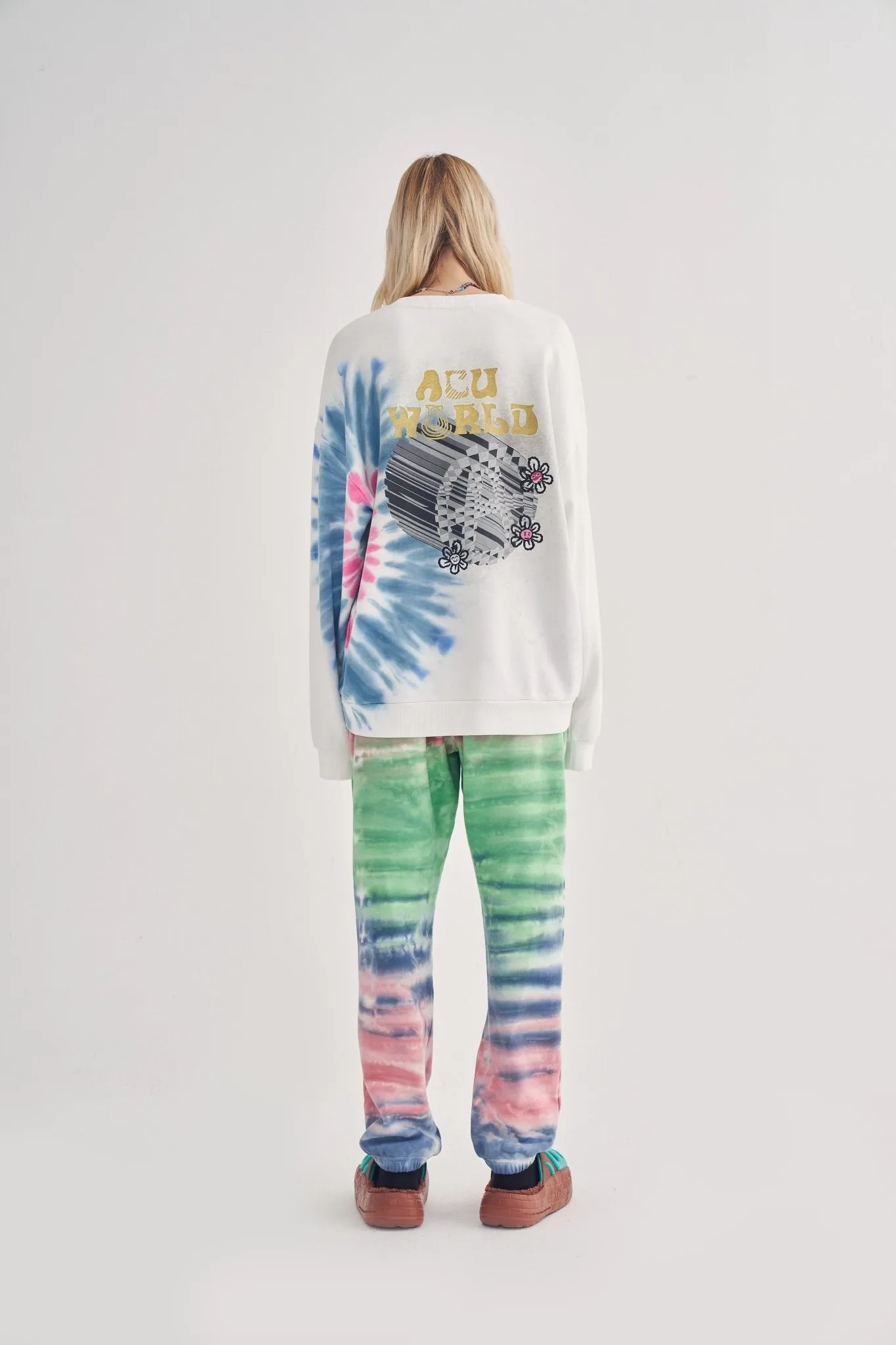 CIRCLE A CREWNECK WHITE