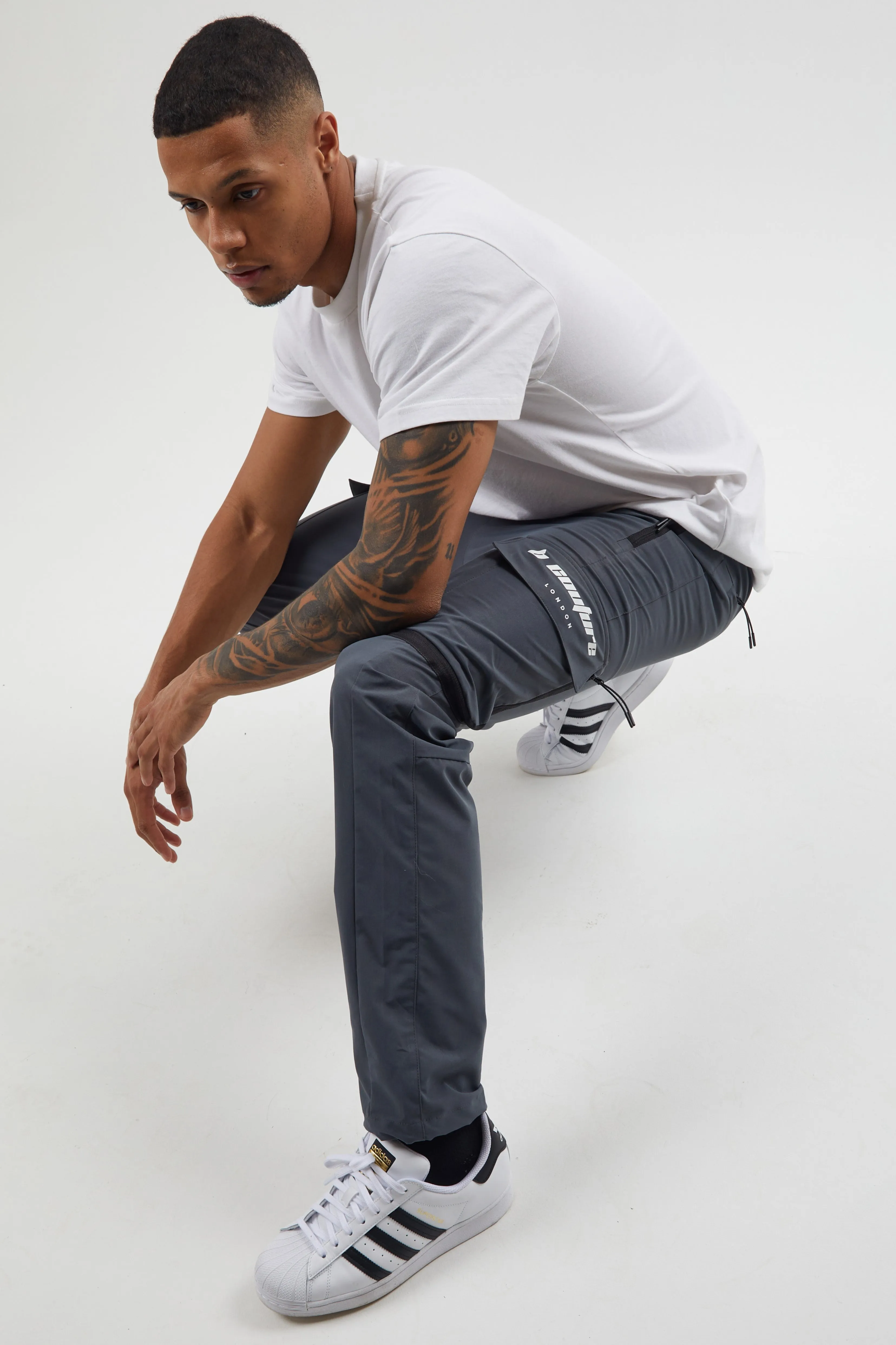 King Street Tapered Cargo Woven Pants - Dark Grey